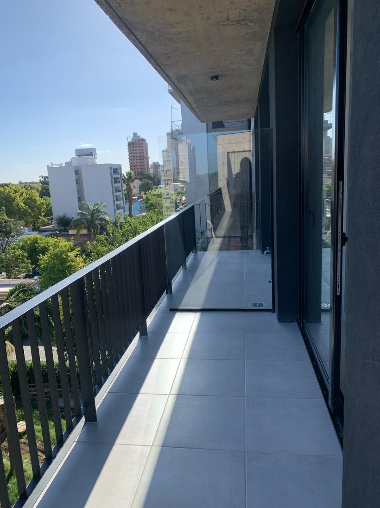 balcones de unidad mono de torre 1 a modo de ejmplo